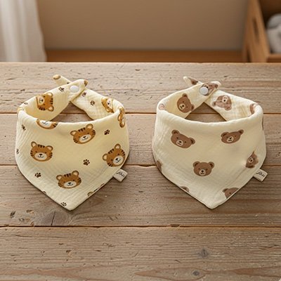 Bavoir bandana ours et tigre