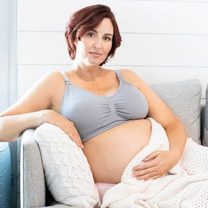femme enceinte portant soutien gorge d allaitement basic gris